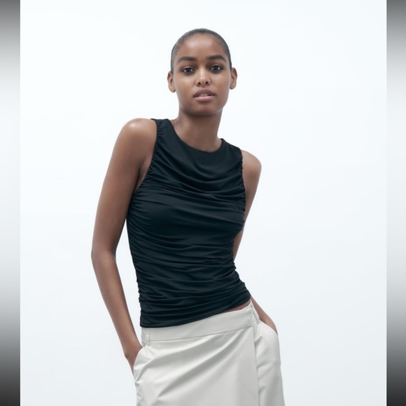 Zara Sleeveless Ruched Top - Picture 9 of 9